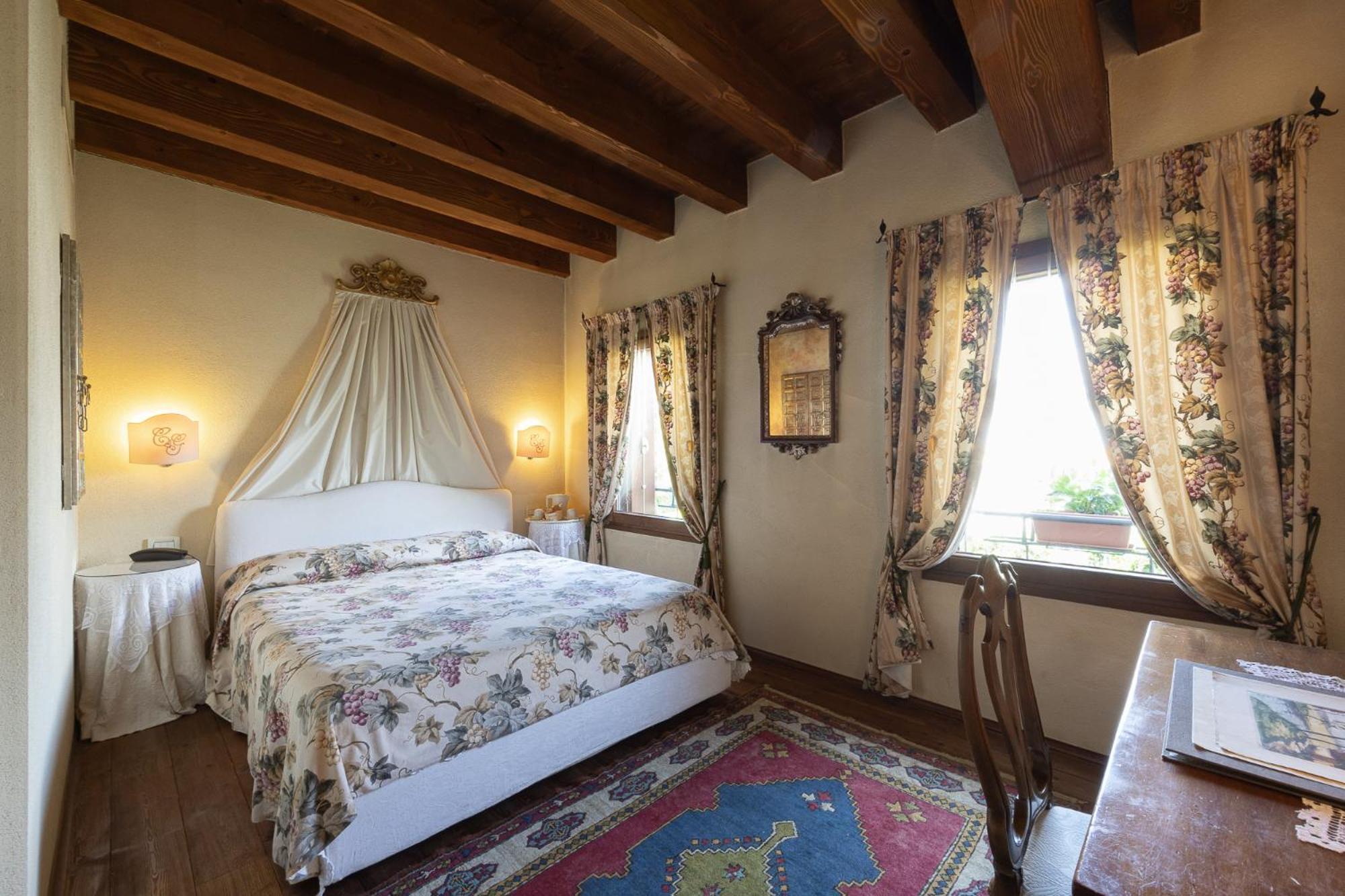 Locanda La Corte Dei Galli Carre Kültér fotó