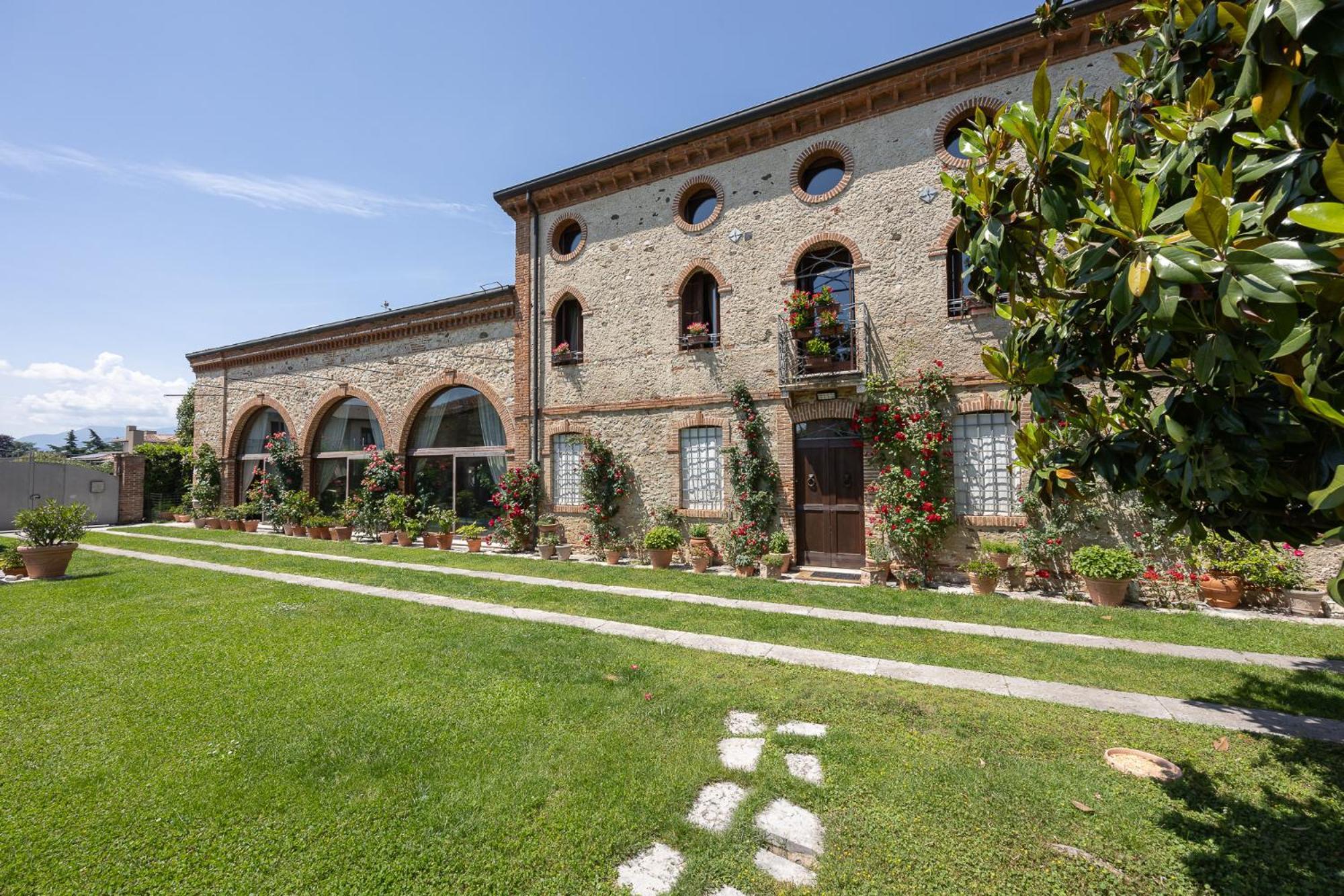 Locanda La Corte Dei Galli Carre Kültér fotó