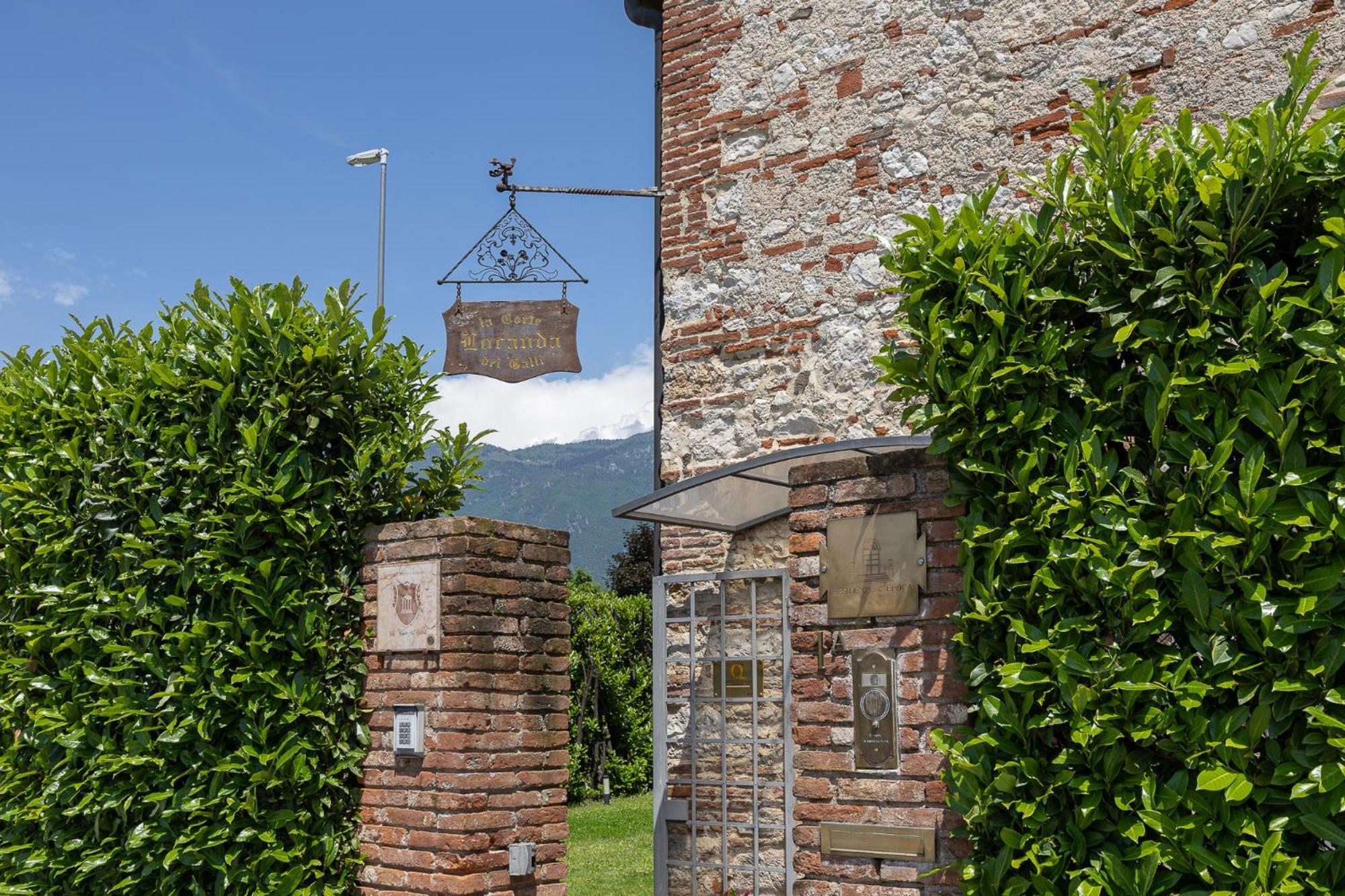 Locanda La Corte Dei Galli Carre Kültér fotó