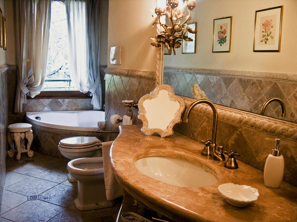 Locanda La Corte Dei Galli Carre Szoba fotó
