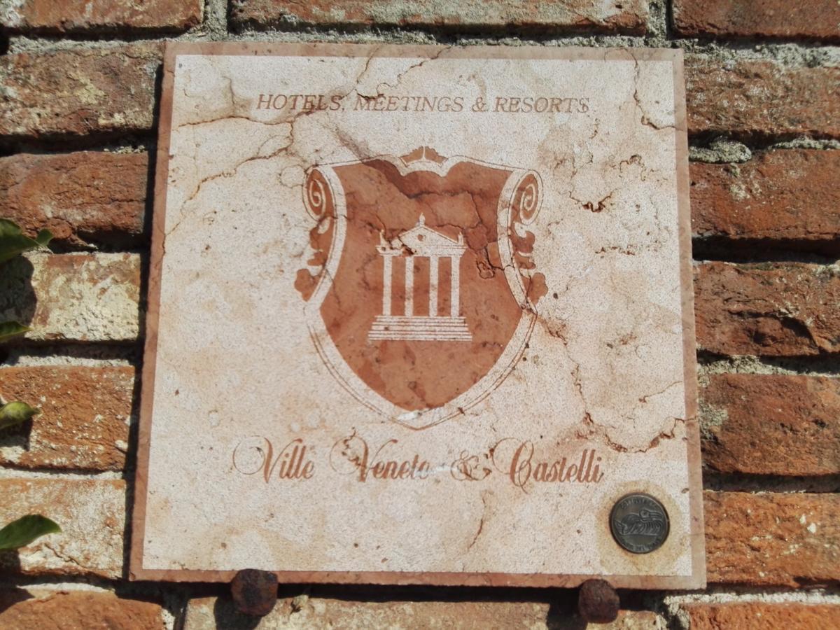 Locanda La Corte Dei Galli Carre Kültér fotó